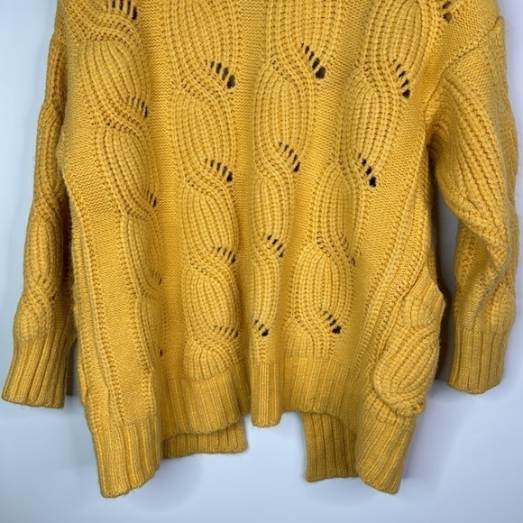 Sweet Genesis Yellow Chunky Cardigan Sweater Size S/M - Picture 6 of 9
